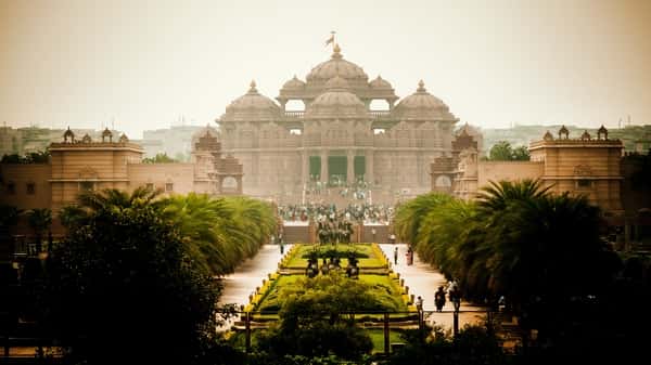 akshardham-mandir-delhi-tourist-places-in-hindi